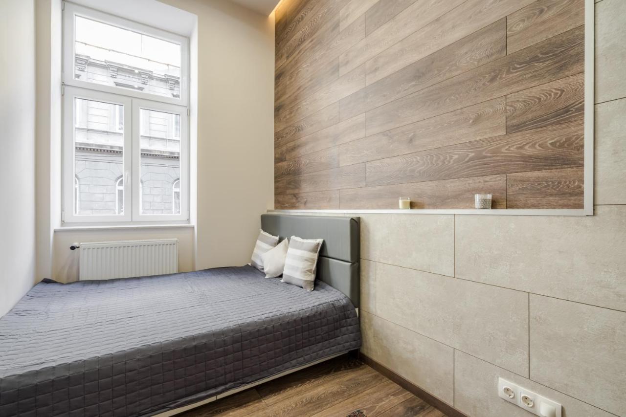 Chic Comfort Suite For 6 By Oktogon Budapest Exterior photo